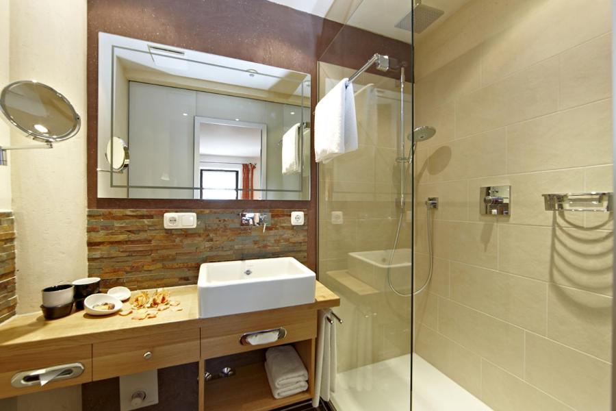 Hotel Landhaus Sonnenbichl Mittenwald - Eenpersoonskamer Met Balkon