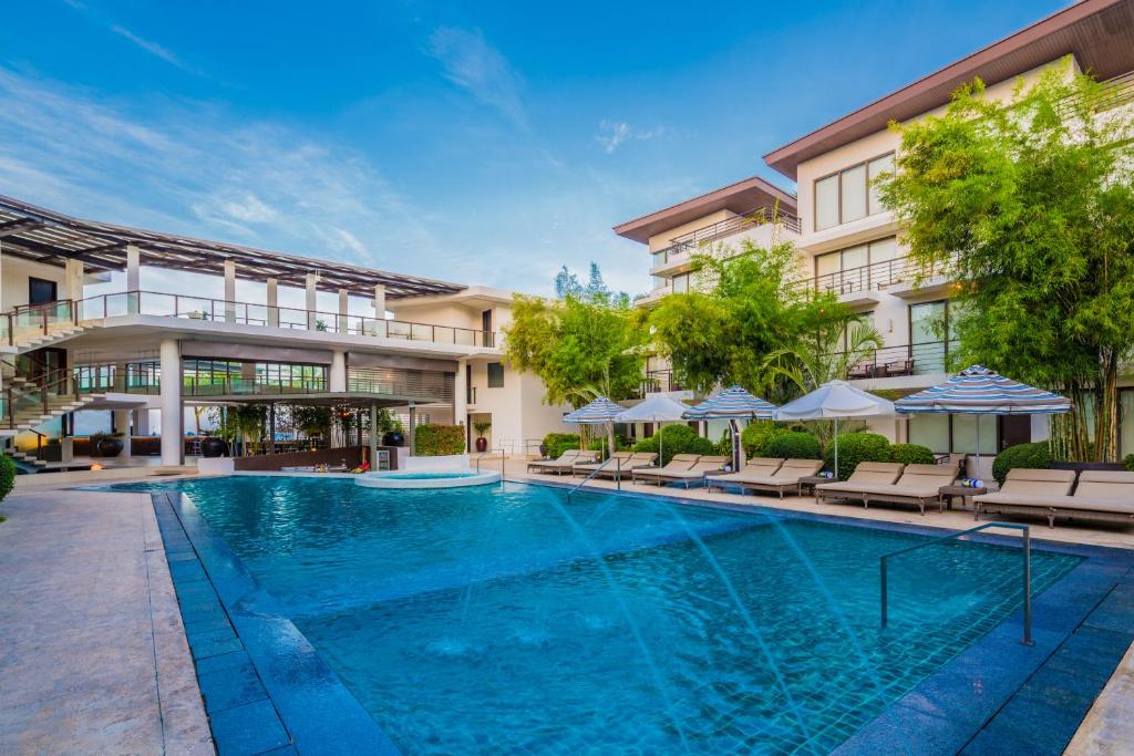 Bazén v ubytování Discovery Boracay nebo v jeho okolí