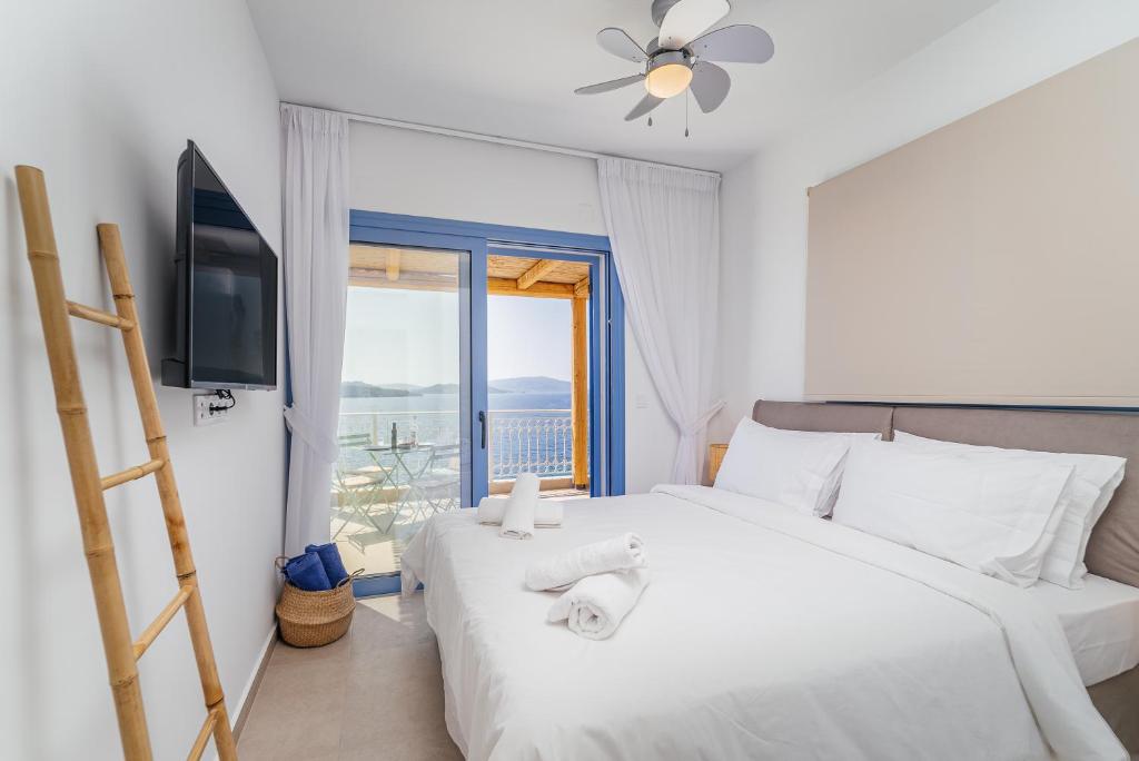 Posteľ alebo postele v izbe v ubytovaní Greek Beach House Complex B7