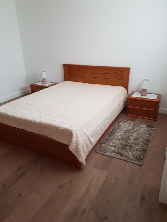 Postel nebo postele na pokoji v ubytování Monte das Flores Casa de Campo
