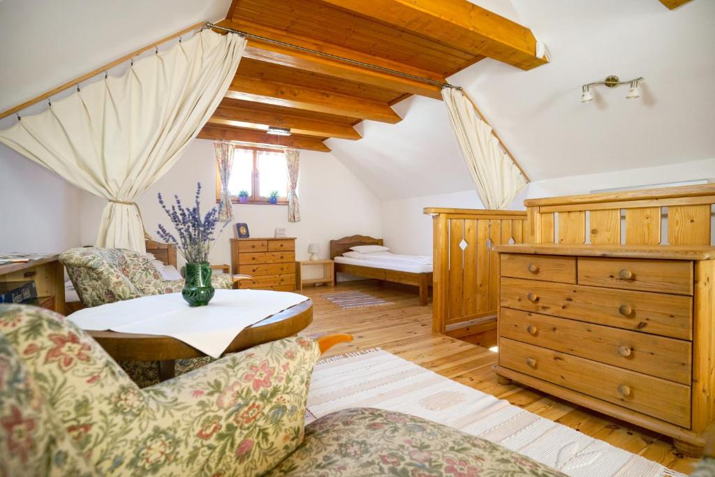 Borház Apartman 3300 Eger, Koszorú utca 69 kép - 1