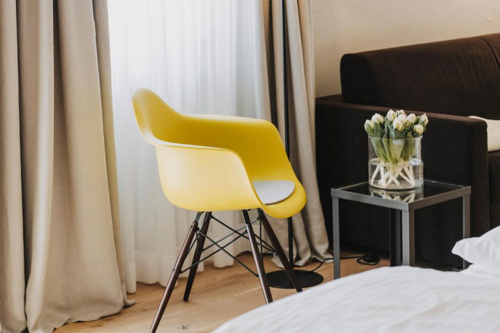 Postel nebo postele na pokoji v ubytování Hotel Alpenrose