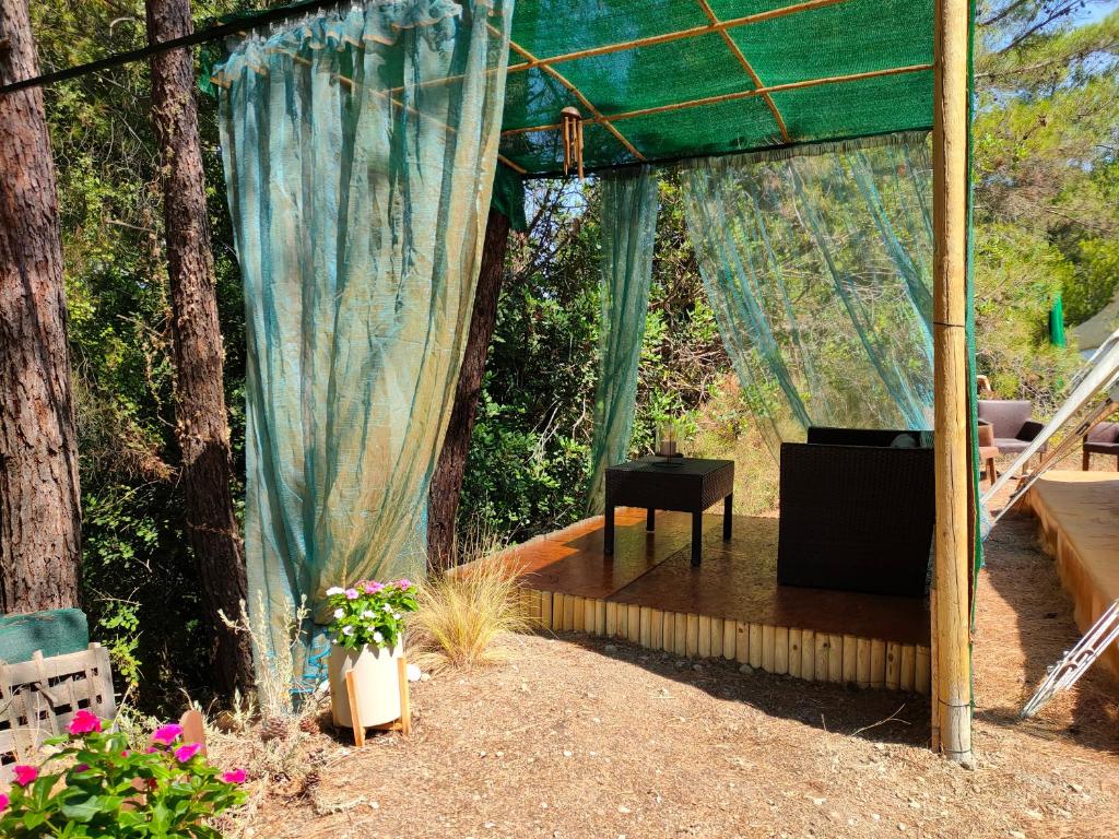 Zahrada ubytování VinSan Glamping & Wellness Centre