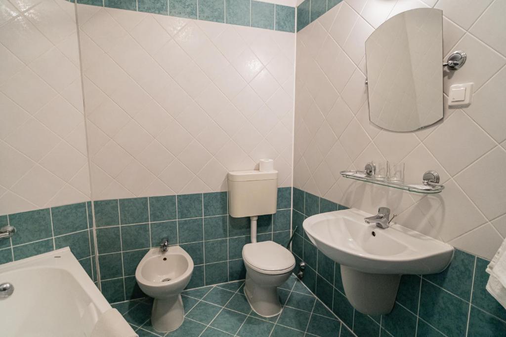 Koupelna v ubytování Hotel Polonia