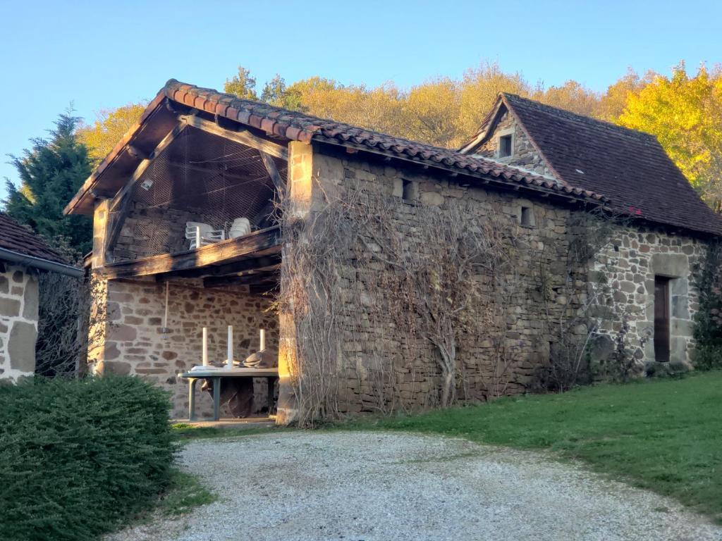 Budova, v ktorej sa vila nachádza