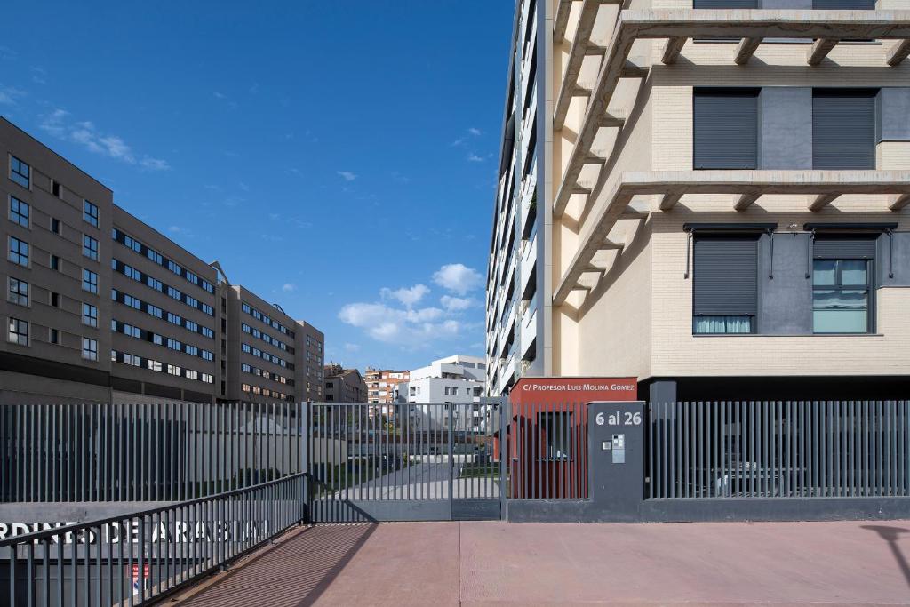 Budova, v ktorej sa apartmán nachádza