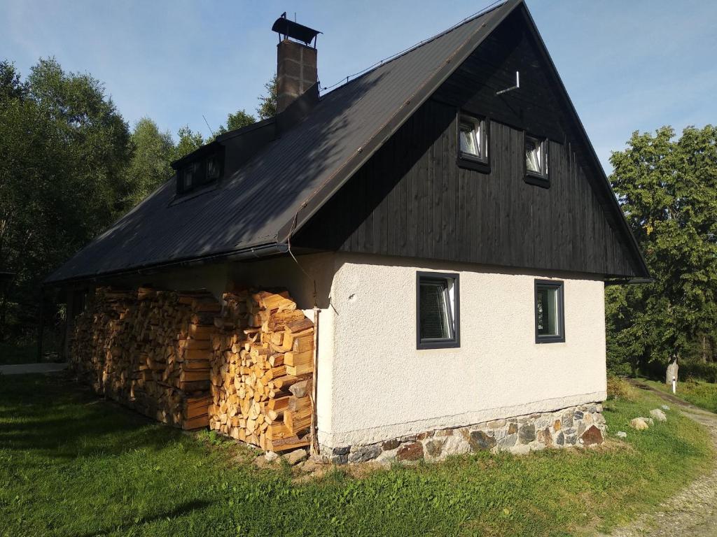 Budova, kde se prázdninový dům nachází