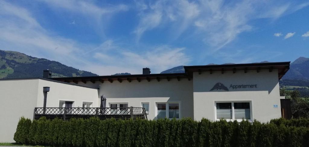 Nespecifikovaný výhled na hory nebo výhled na hory při pohledu z apartmánu