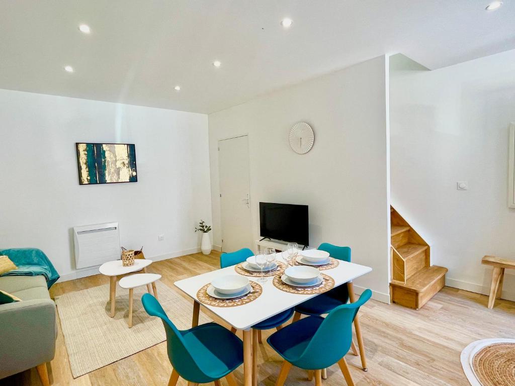 *ARENA* - duplex lumineux - One-Bedroom Apartment