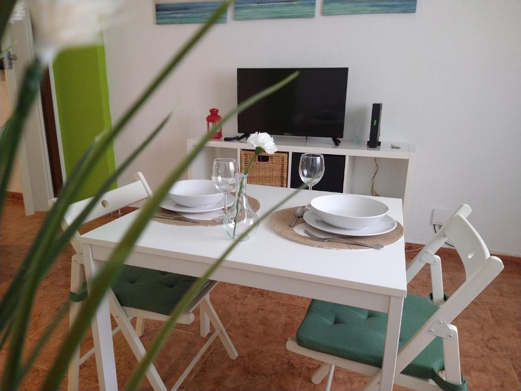 TV a/nebo společenská místnost v ubytování Coqueto miniapartamento junto centro Torremolinos