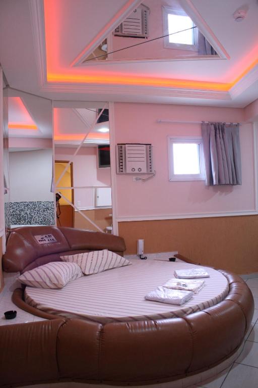  Hotel YES (Adult Only)