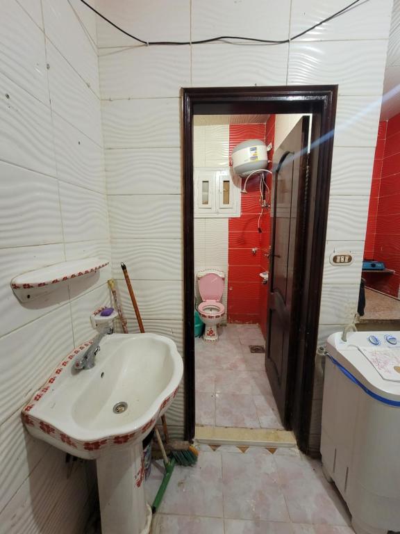 Two-Bedroom Apartment in Gamasa شقة غرفتين في جمصة, Jamaşah – 2023  legfrissebb árai