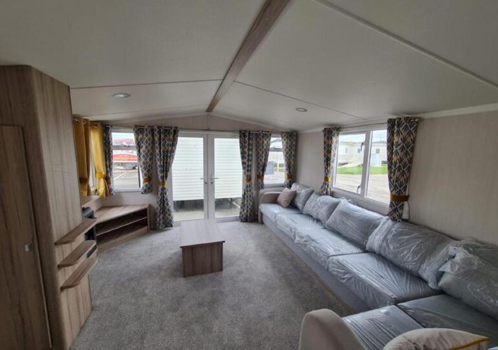 Caravan on Fantastic site - 