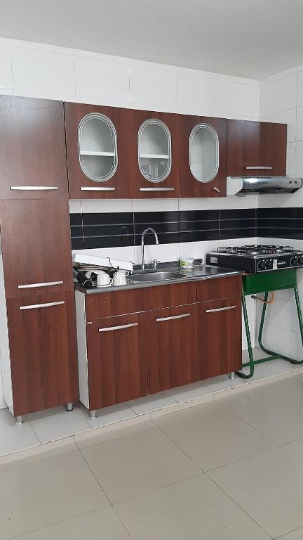 Kuchyň nebo kuchyňský kout v ubytování Apartamentos Turisticos EL ZIPA