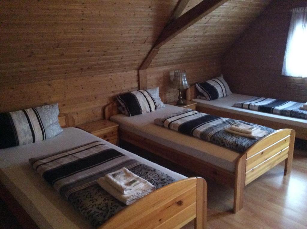 Hotel Drei Könige - Habitación Cuádruple