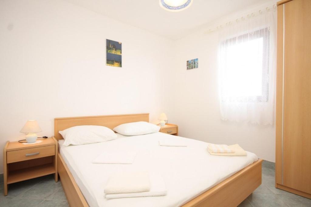 Fotografia z galérie ubytovania Apartments with a parking space Rukavac, Vis - 8837 vo Vise