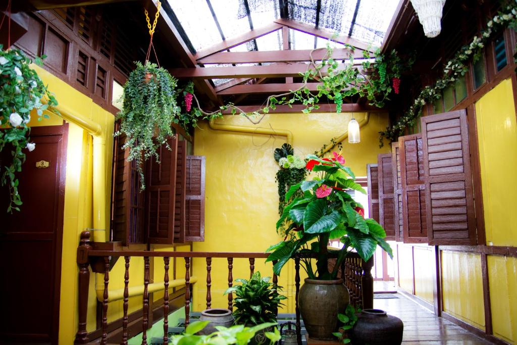 Gallery image of Vintage House in George Town