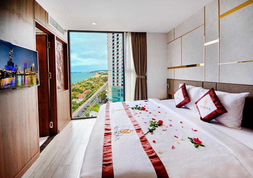Phòng Deluxe Đôi hoặc 2 giường đơn nhìn ra 1 góc biển