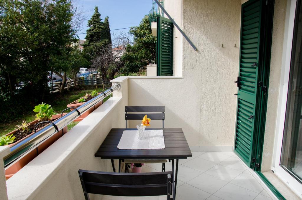 Fotografia z galérie ubytovania Apartments with a parking space Split - 11072 v Splite