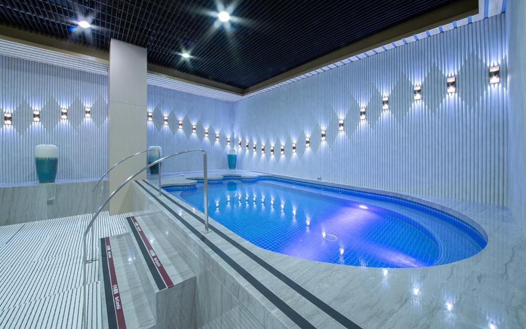 Bazén v ubytování Zhuhai Palm Spring Hotel nebo v jeho okolí