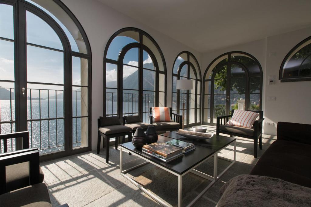 Villa Làrio Lake Como - Villa