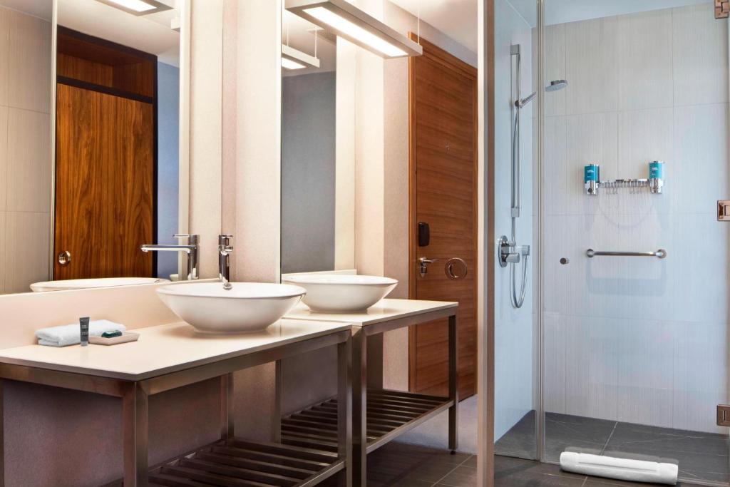 Aloft London Excel - Resim 21