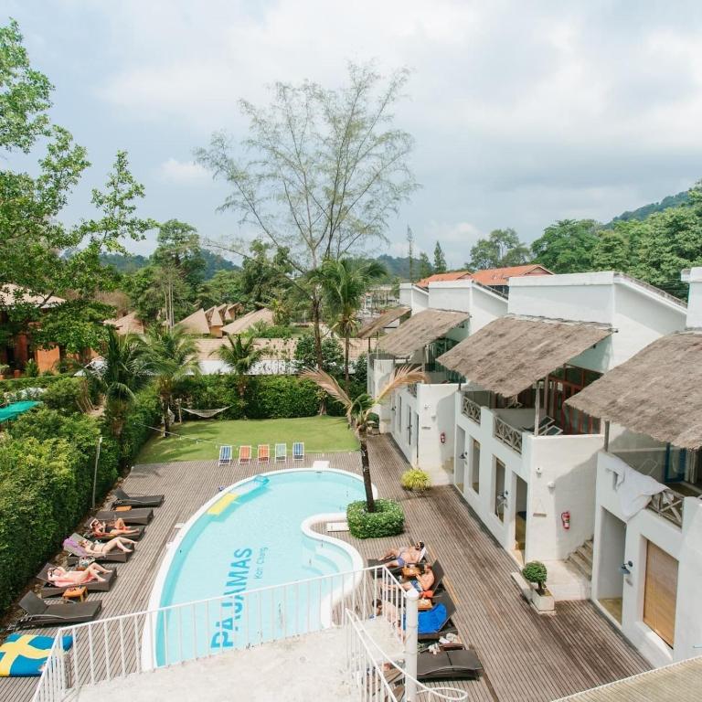 Bazén v ubytování Pajamas Koh Chang nebo v jeho okolí