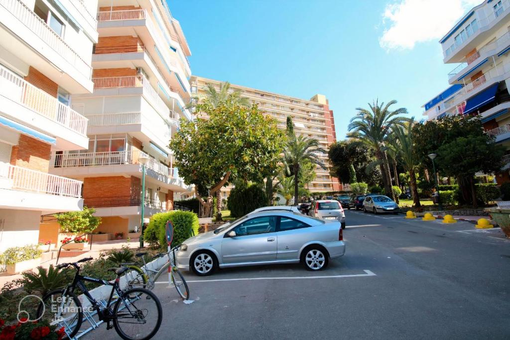 The building in which Az apartmant is located