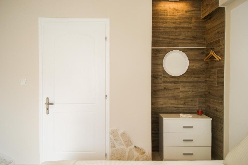 My Oneiro Apartments - 19