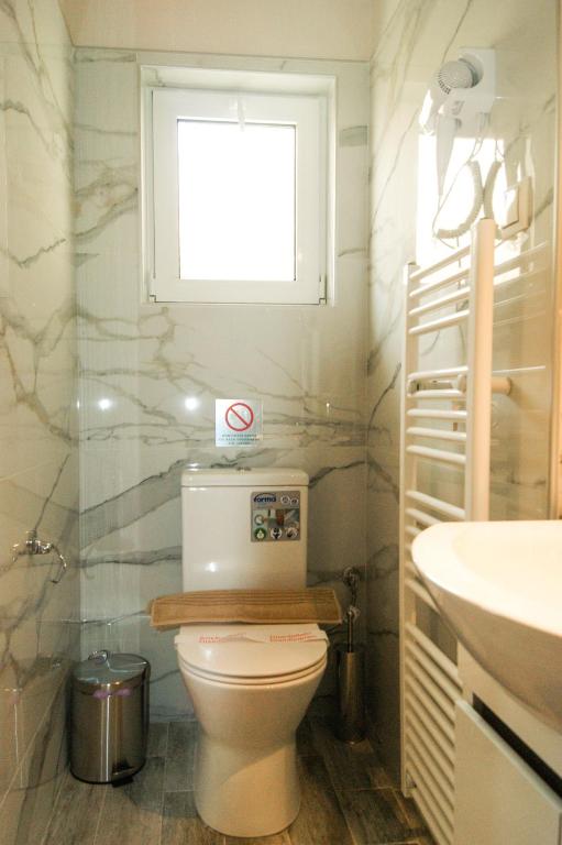 My Oneiro Apartments - 6