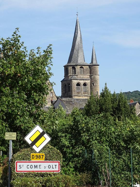 Fotografia z galérie ubytovania La Combe aux Fées v destinácii Saint-Côme-dʼOlt