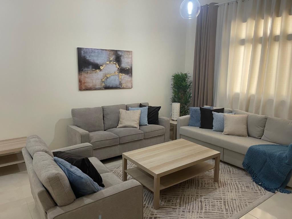 Lovely 1-bedroom apartment with 2 bathrooms, Doha – Preços atualizados 2023