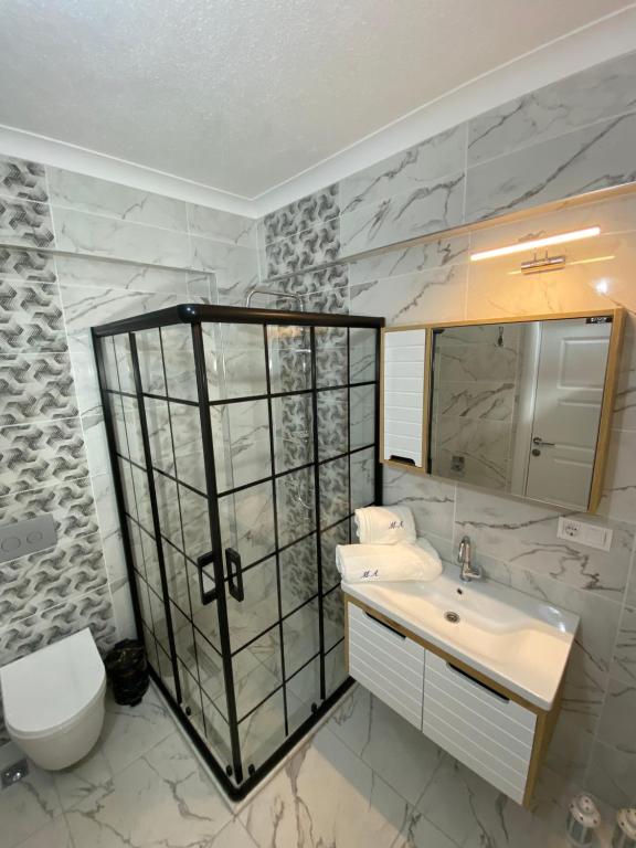 Misho Apart - 
