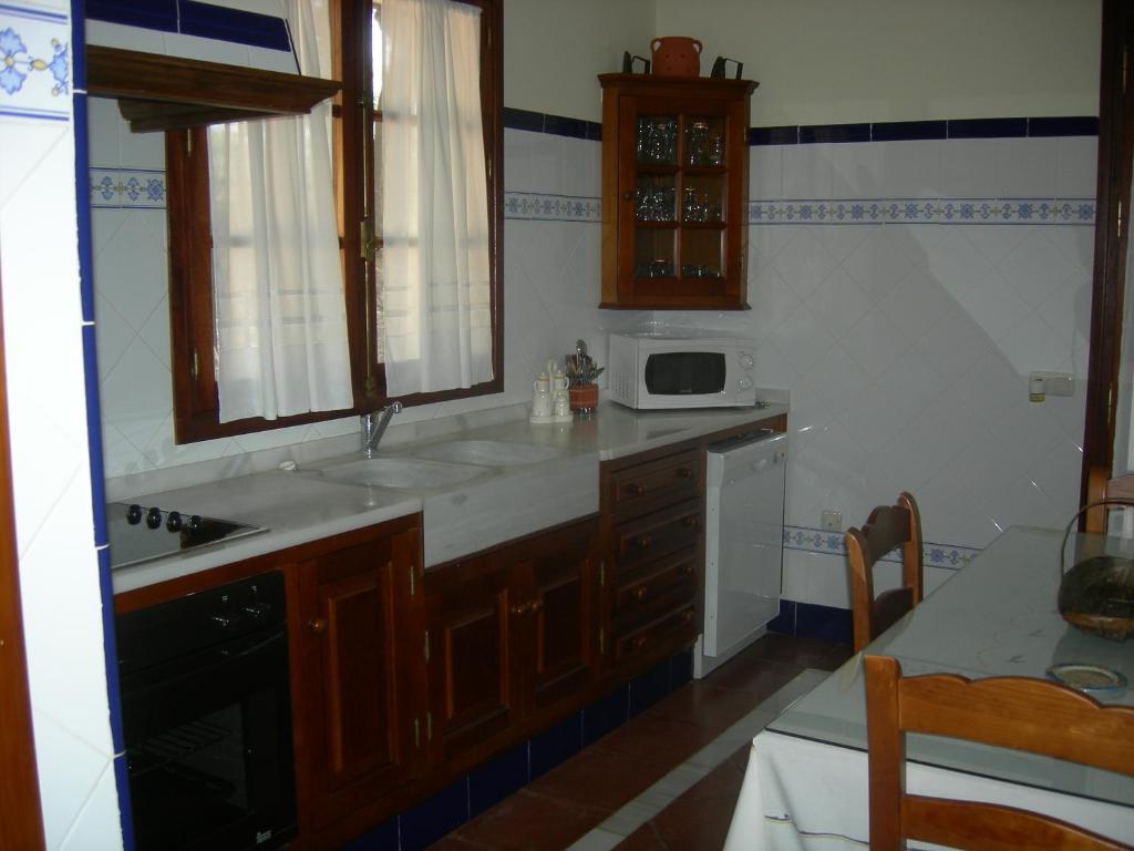Kuchyň nebo kuchyňský kout v ubytování Casa rural Villa Manuela