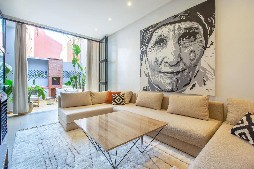 Гостиная зона в Best Apartement For Group In Gueliz