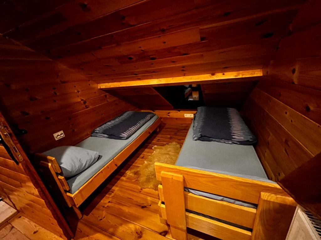 Voodi või voodid majutusasutuse Tara Place - Camp Rabrenovic toas