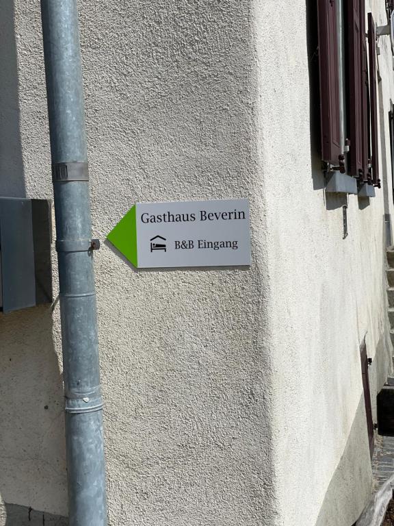 Certifikát, hodnocení, plakát nebo jiný dokument vystavený v ubytování Gasthaus Beverin