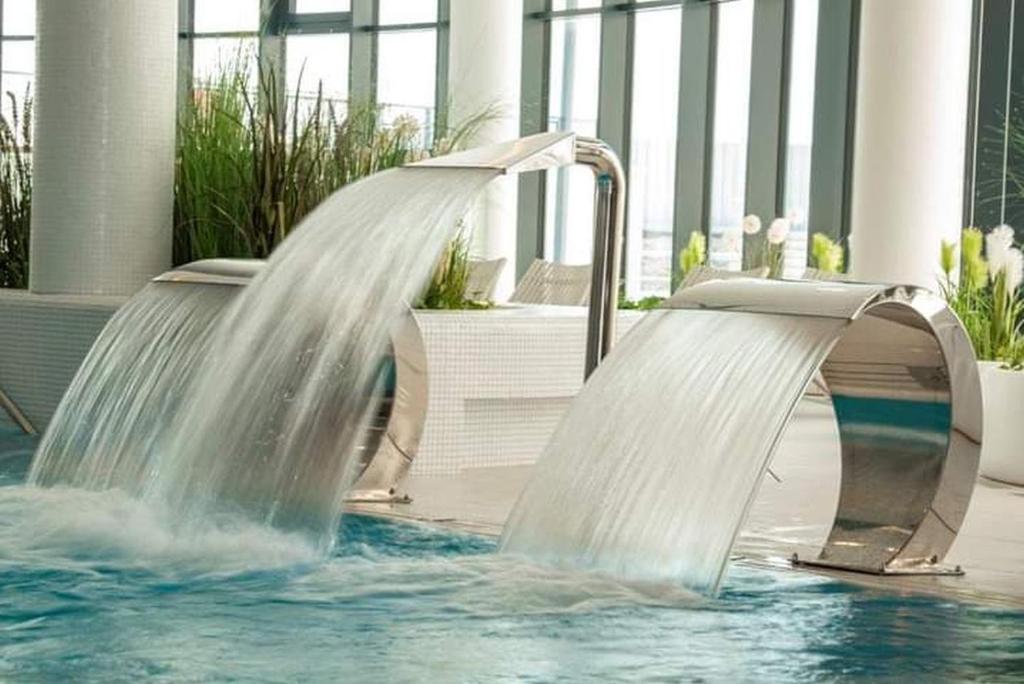 Bazén v ubytování POLANKI AQUA INDUSTRIAL nielimitowany dostęp do BASENÓW - SAUN - miejsce postojowe FREE nebo v jeho okolí
