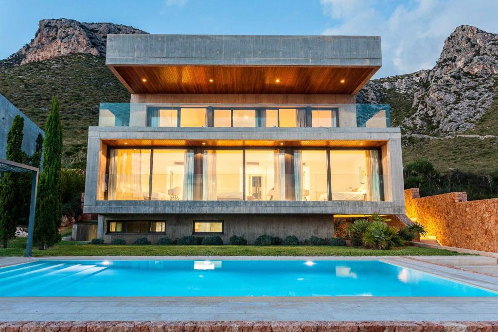 The swimming pool at or close to Villas Boquer deluxe
