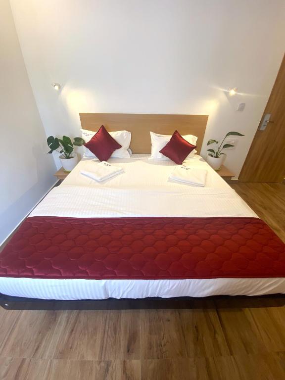 Postel nebo postele na pokoji v ubytování Hotel Bluestone
