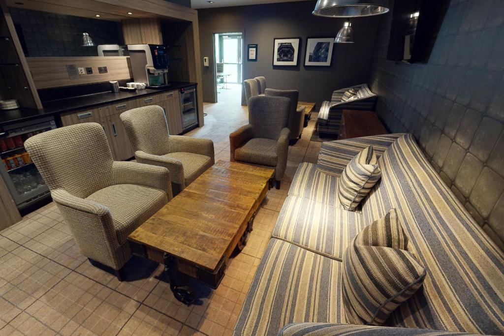 Village Hotel Edinburgh - Resim 23