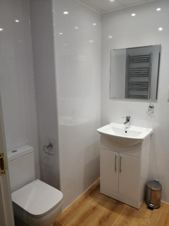 Cumberland Hotel - Deluxe Twin Room