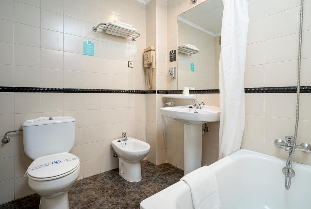 Koupelna v ubytování Hotel Alda Pasaje