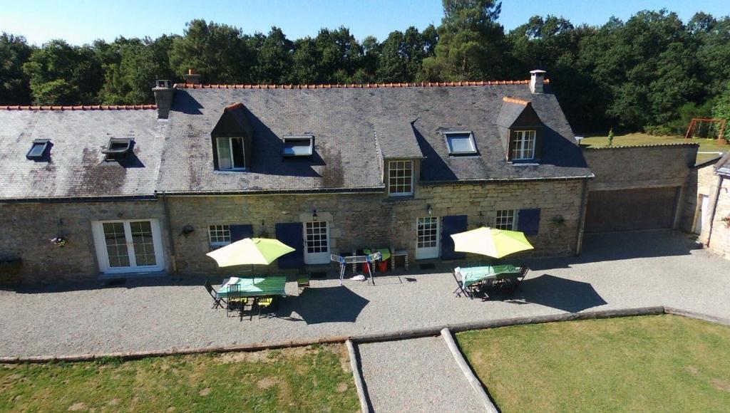 Bonne Chere Family Friendly Gites * Heated Pool * Huge Playbarn - 三居室房屋