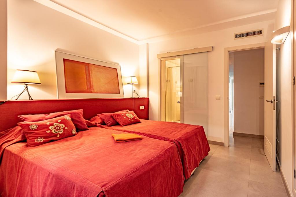 Booking.com: Rafael - Pine walk apartment with stunning views ...