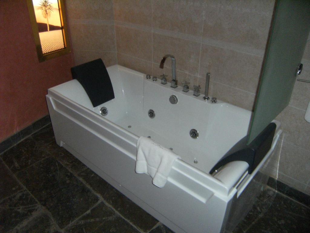 Palais Du Desert Hotel & Spa - Imperial Suite