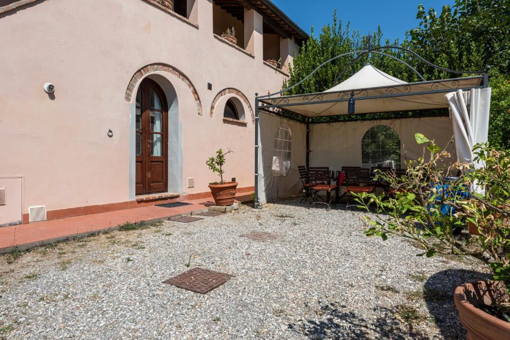 Ogród w obiekcie Villa Soiana by Mmega