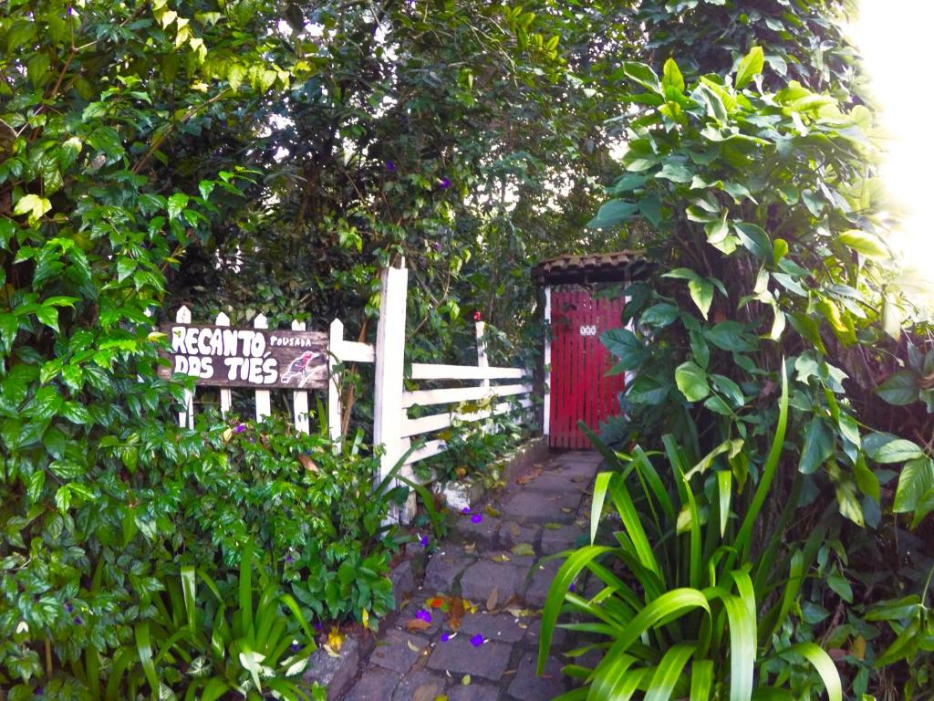 Giardino di Hospedagem Recanto dos Ties