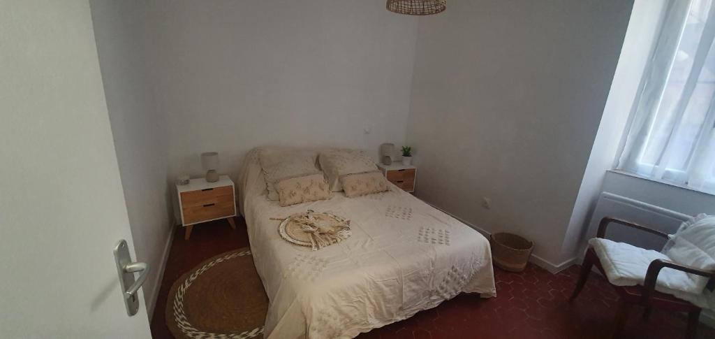 charmante maison de village - Casa De Tres Dormitorios