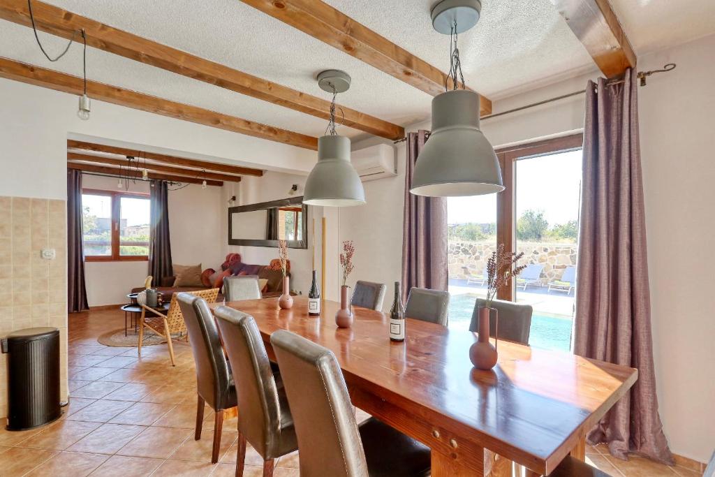 Fotografia z galérie ubytovania Attractive villa - Casa NaiR v destinácii Benkovac